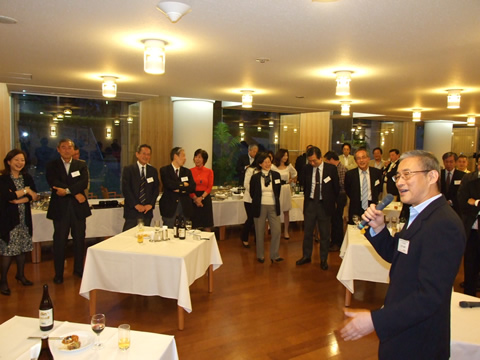 総会風景